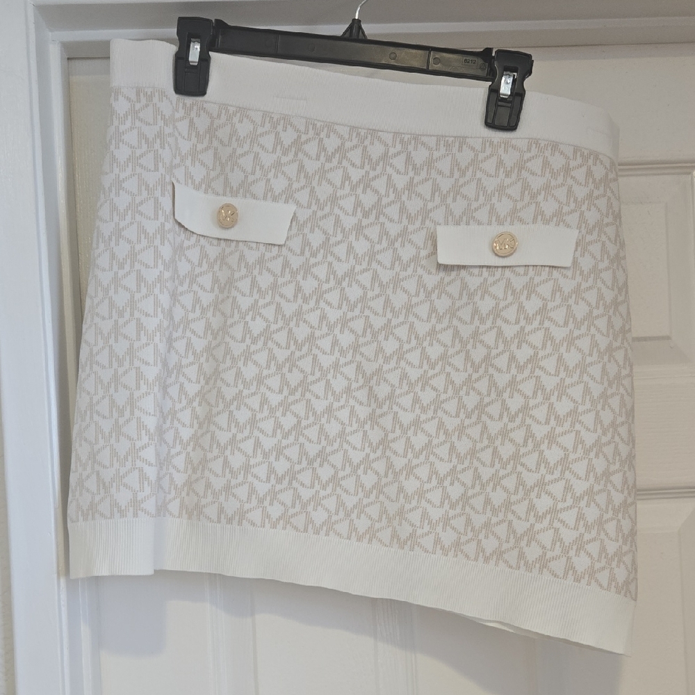 Michael Kors Cream Logo Mini Skirt